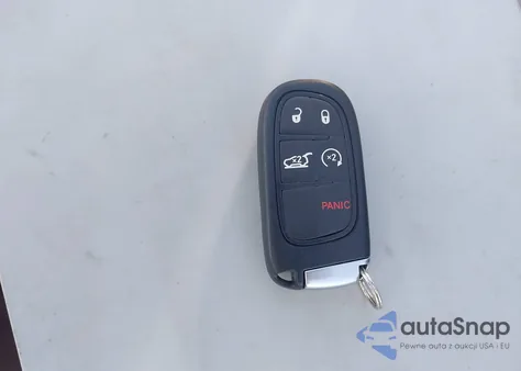 2018 Jeep Cherokee Latitude Plus 4X4 from USA, damaged, VIN 1C4PJMLX0JD551065